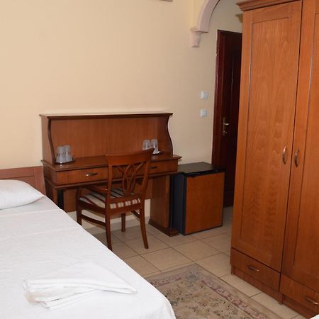 Hotel Tivoli Tetovo Exterior foto